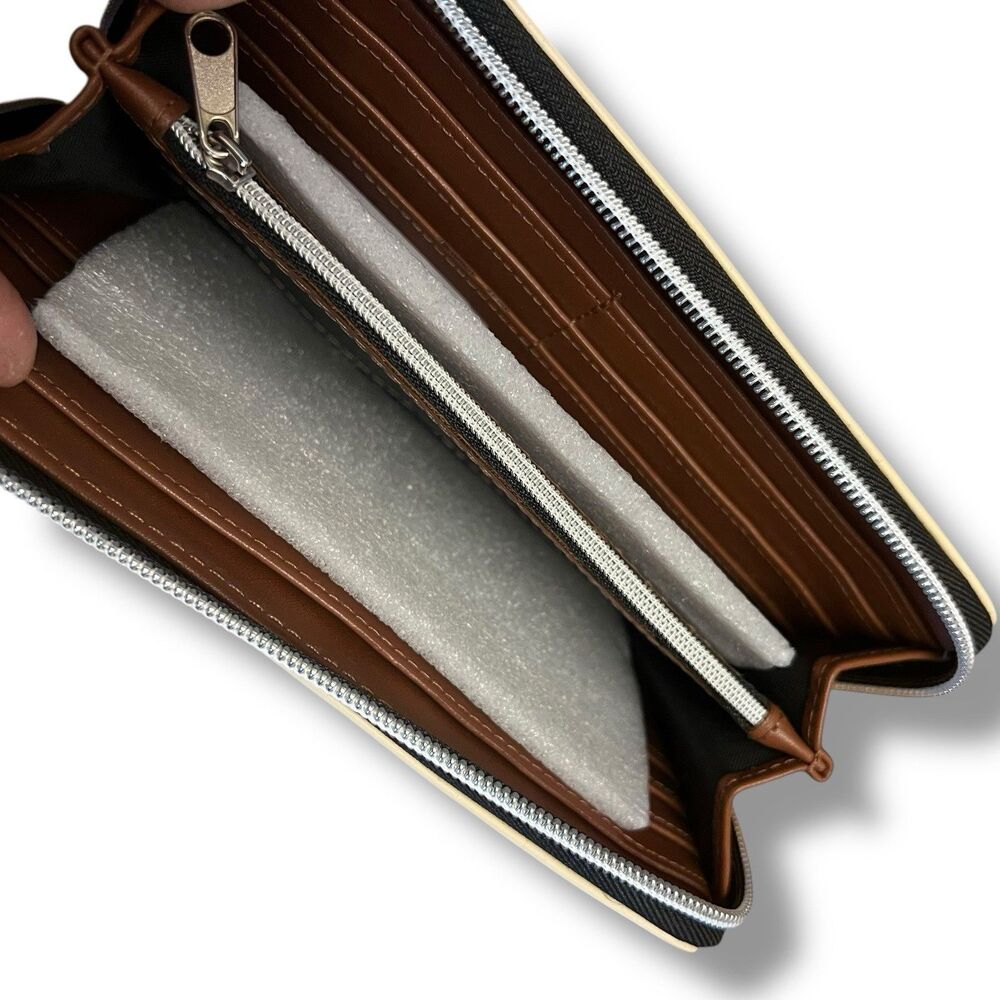 Harry Potter Hogwart Wallet - Picture 6 of 8